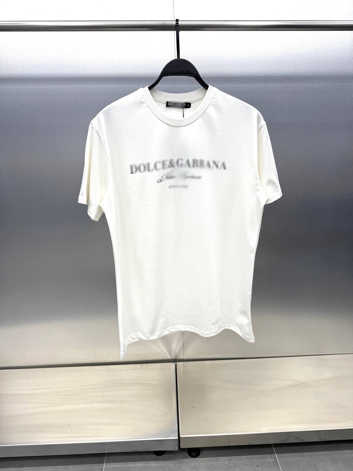 D -- G Logo T Shirt